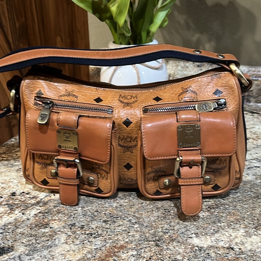 MCM Vintage Visetos Shoulder Bag Tan Brown leather Navy blue pockets logo print - Picture 7 of 13
